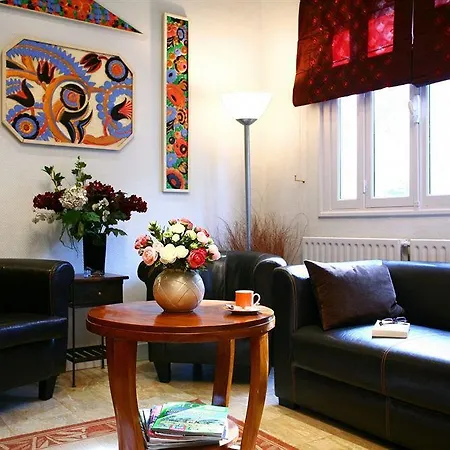 Hotel Du Parc Montsouris 3*