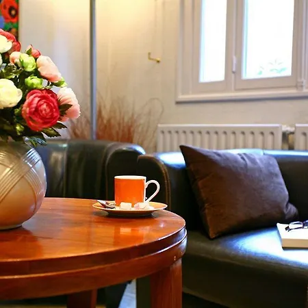 Du Parc Montsouris Париж